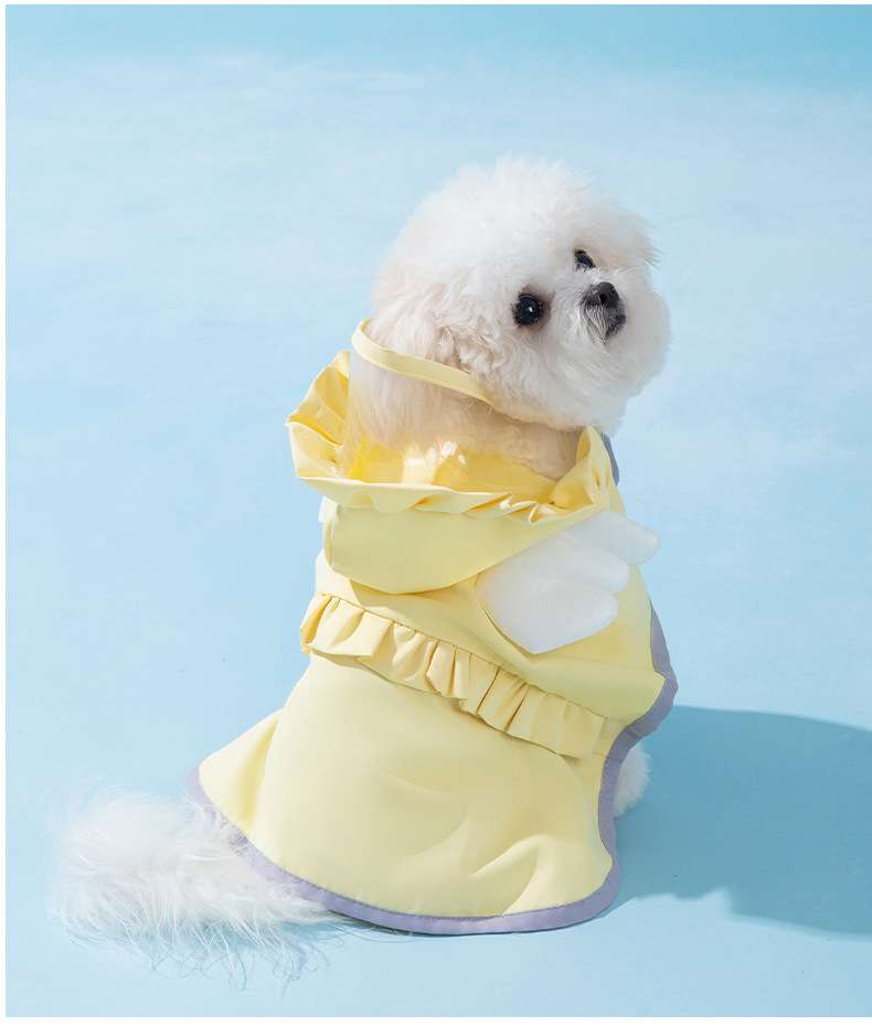 犬服 ふわもこ天使の羽根付きワンピースレインコート