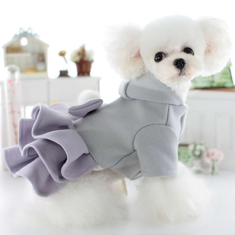 犬服 ふわふわワンちゃんのお姫様ドレス
