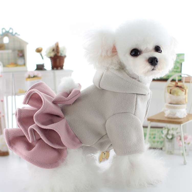 犬服 ふわふわワンちゃんのお姫様ドレス