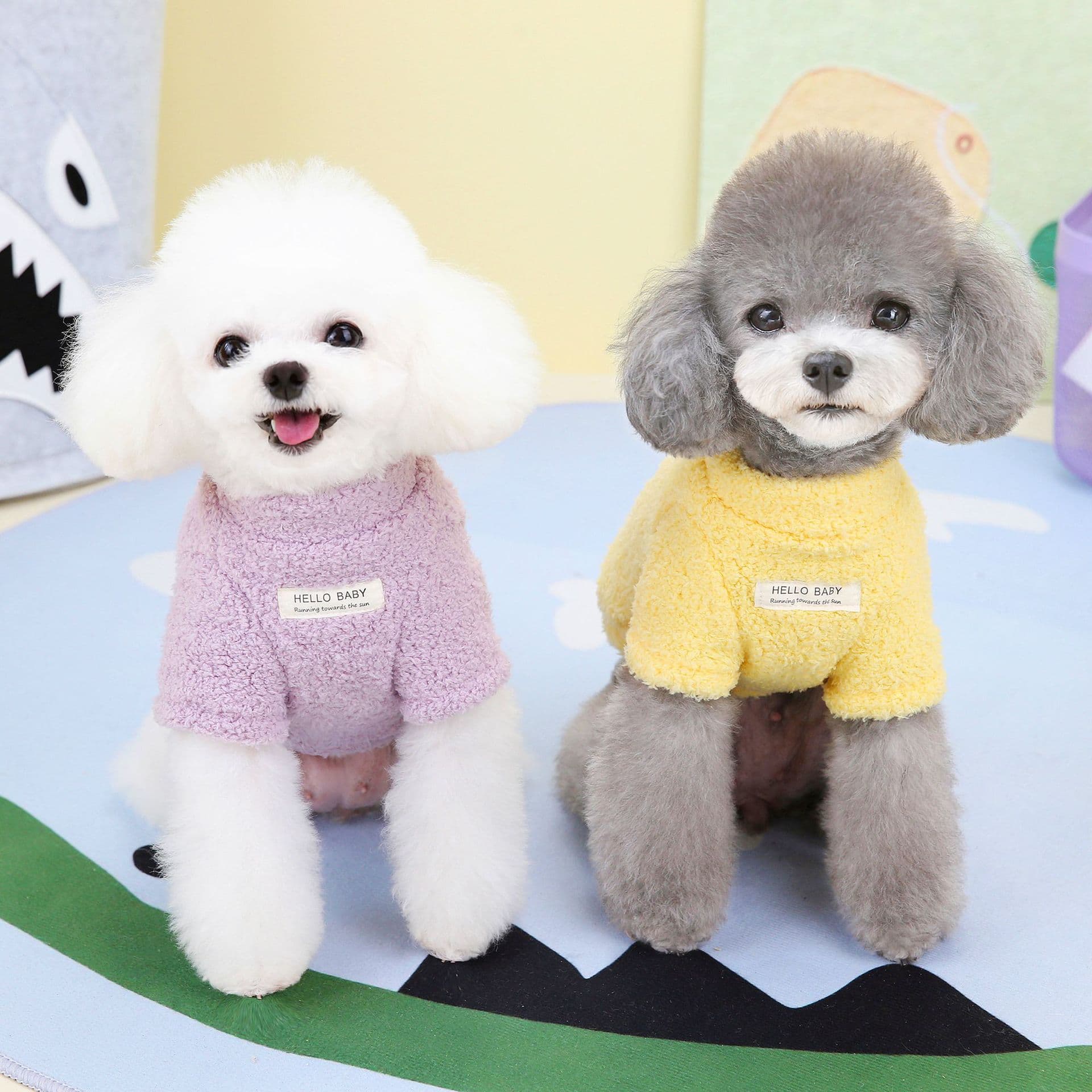 犬服 もこもこボア素材の袖なし犬用ニットベスト