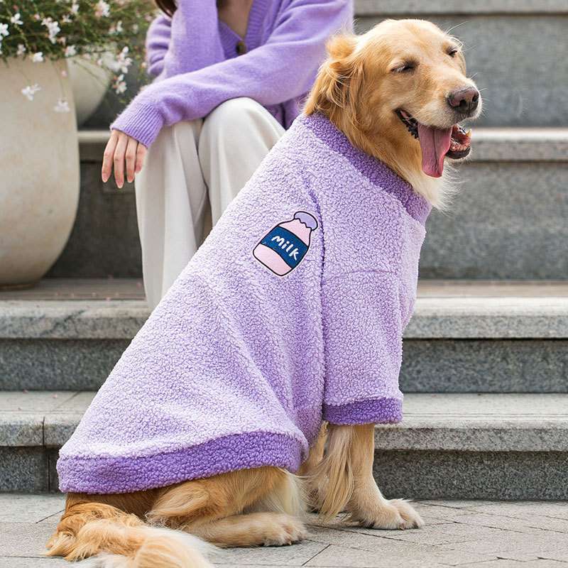 犬服 もこもこ素材の大型犬用ミルク柄トレーナー