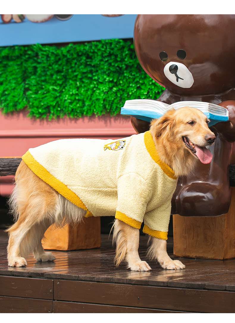 犬服 もこもこ素材の大型犬用ミルク柄トレーナー