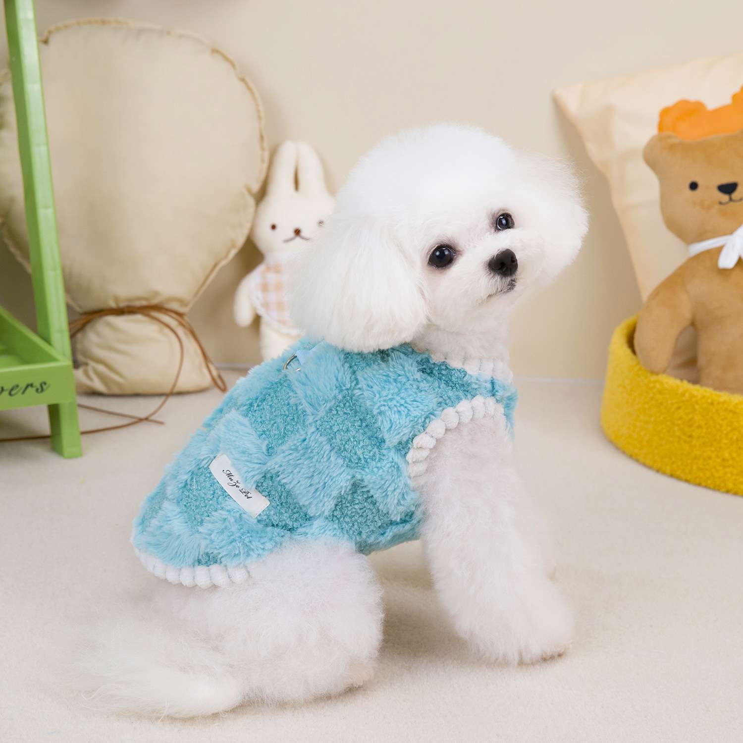 犬服 もこもこチェック柄ベスト
