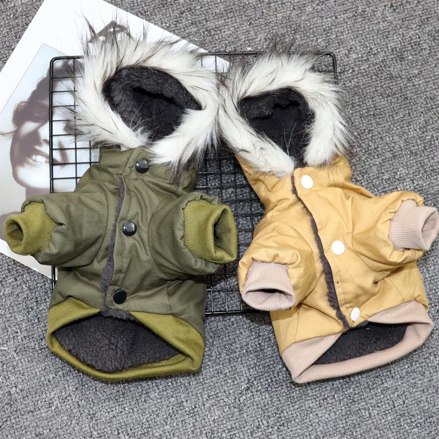 犬服 ふわふわファー付き多機能ポケット防寒コート