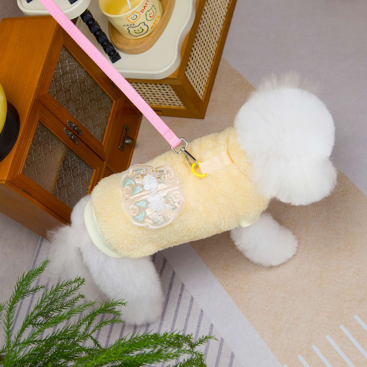 犬服 もこもこ冬服 チャイナ風刺繍入り犬用コート