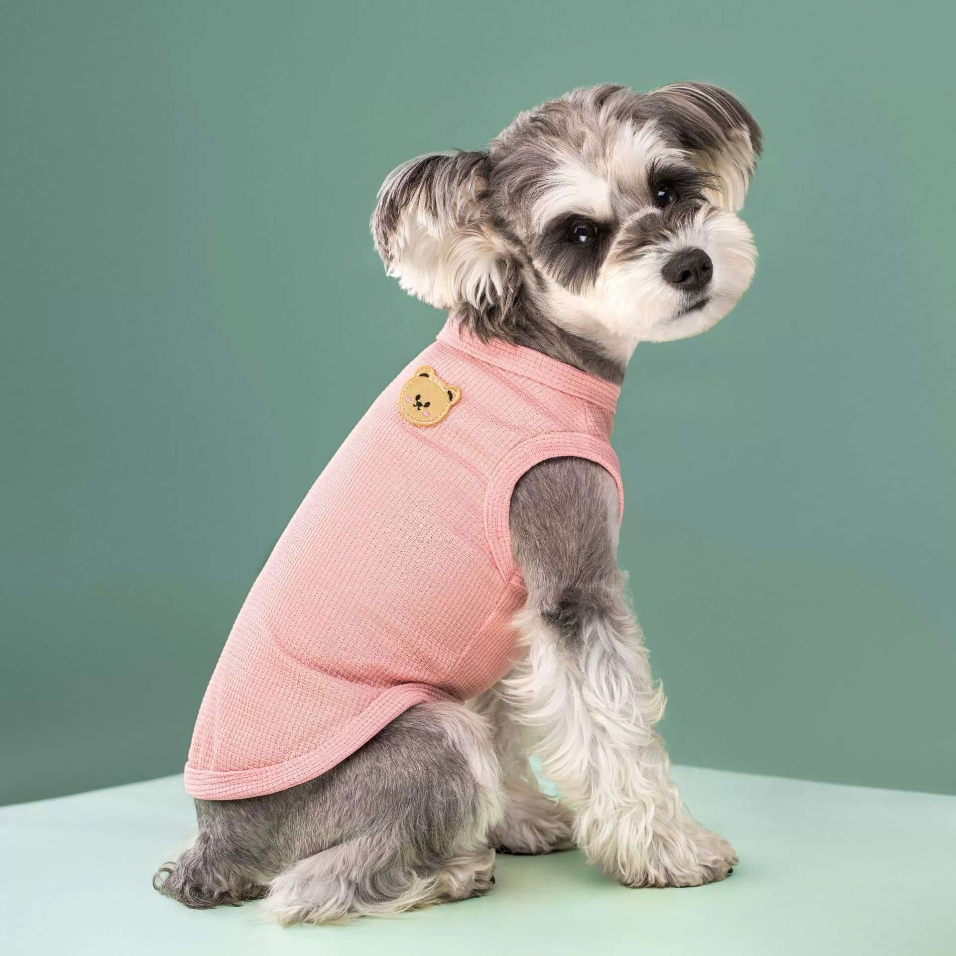 もこもこワンちゃん用ベストタイプの犬服