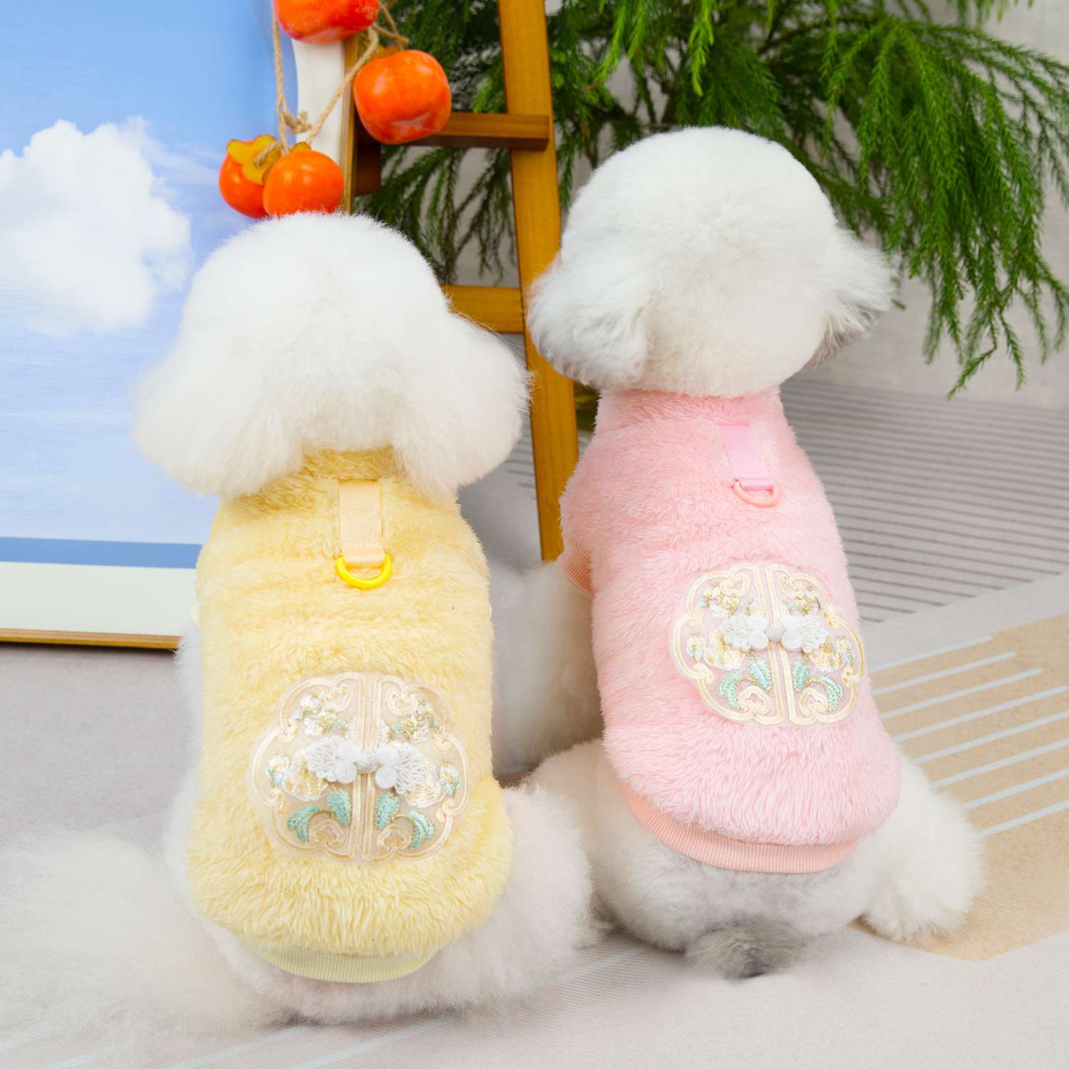 犬服 もこもこ冬服 チャイナ風刺繍入り犬用コート
