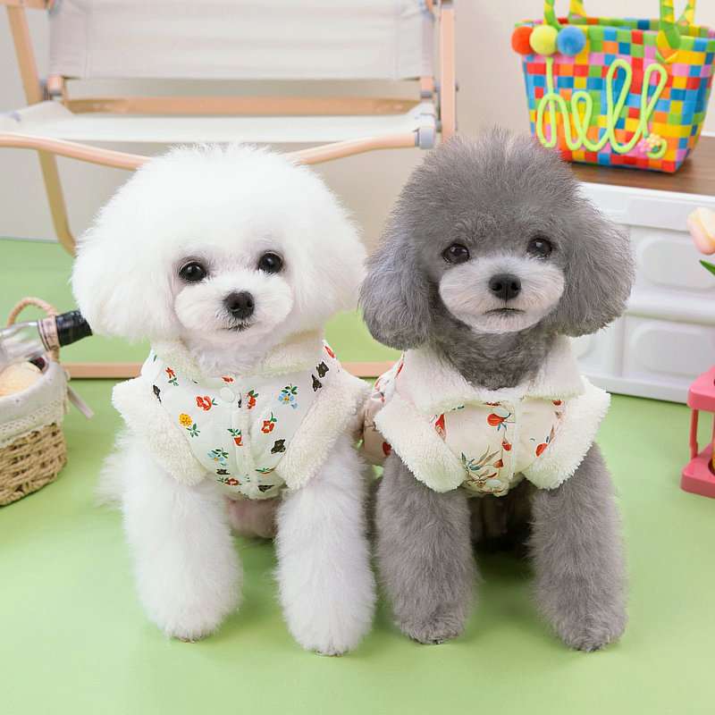 犬服 もこもこ花柄ボアベスト