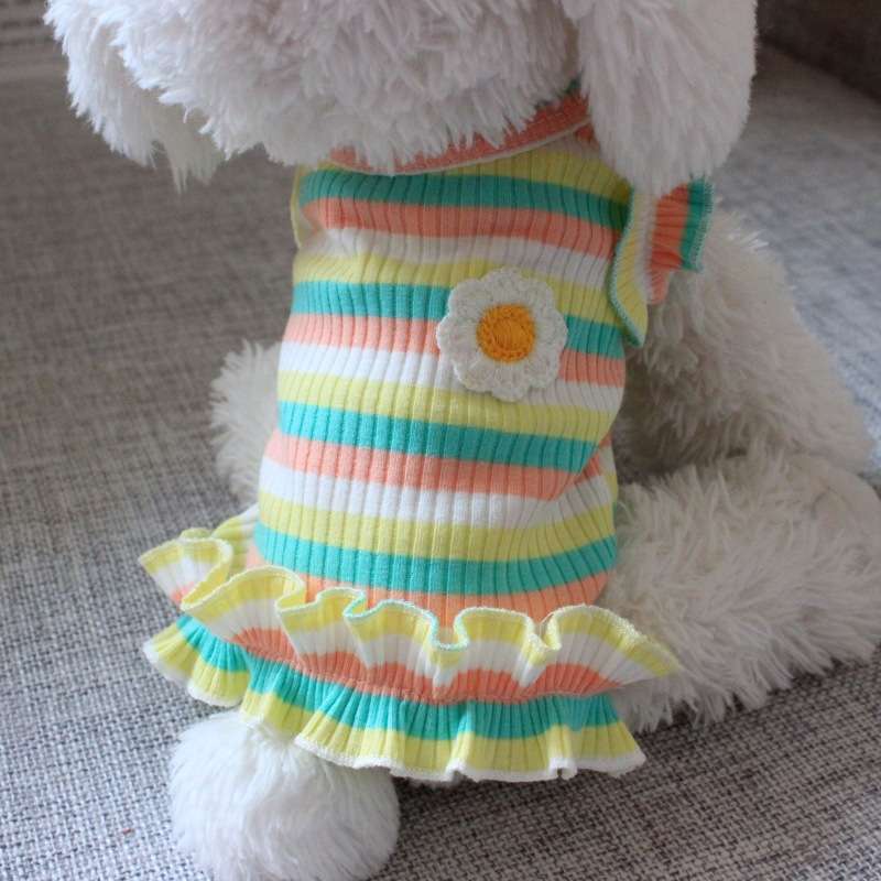 フリル付き花飾りニット犬服